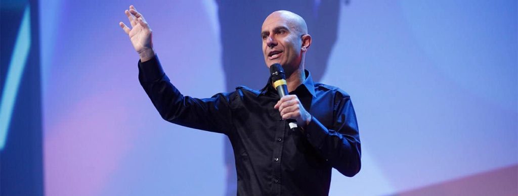 Robin Sharma – 26 Principles To Lead Without A Title